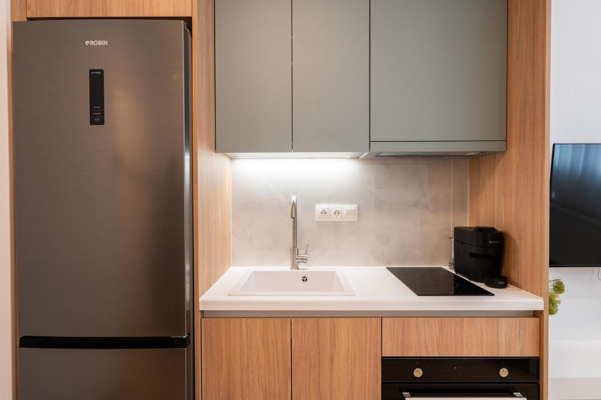 Honey Oak & Cream Patio By Nest Apartment Солун Екстериор снимка
